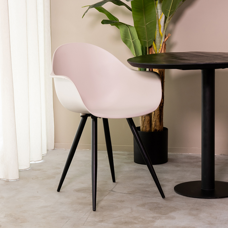 LABEL51 Eetkamerstoel Luca - Zand - PP - Zwart Metalen Frame